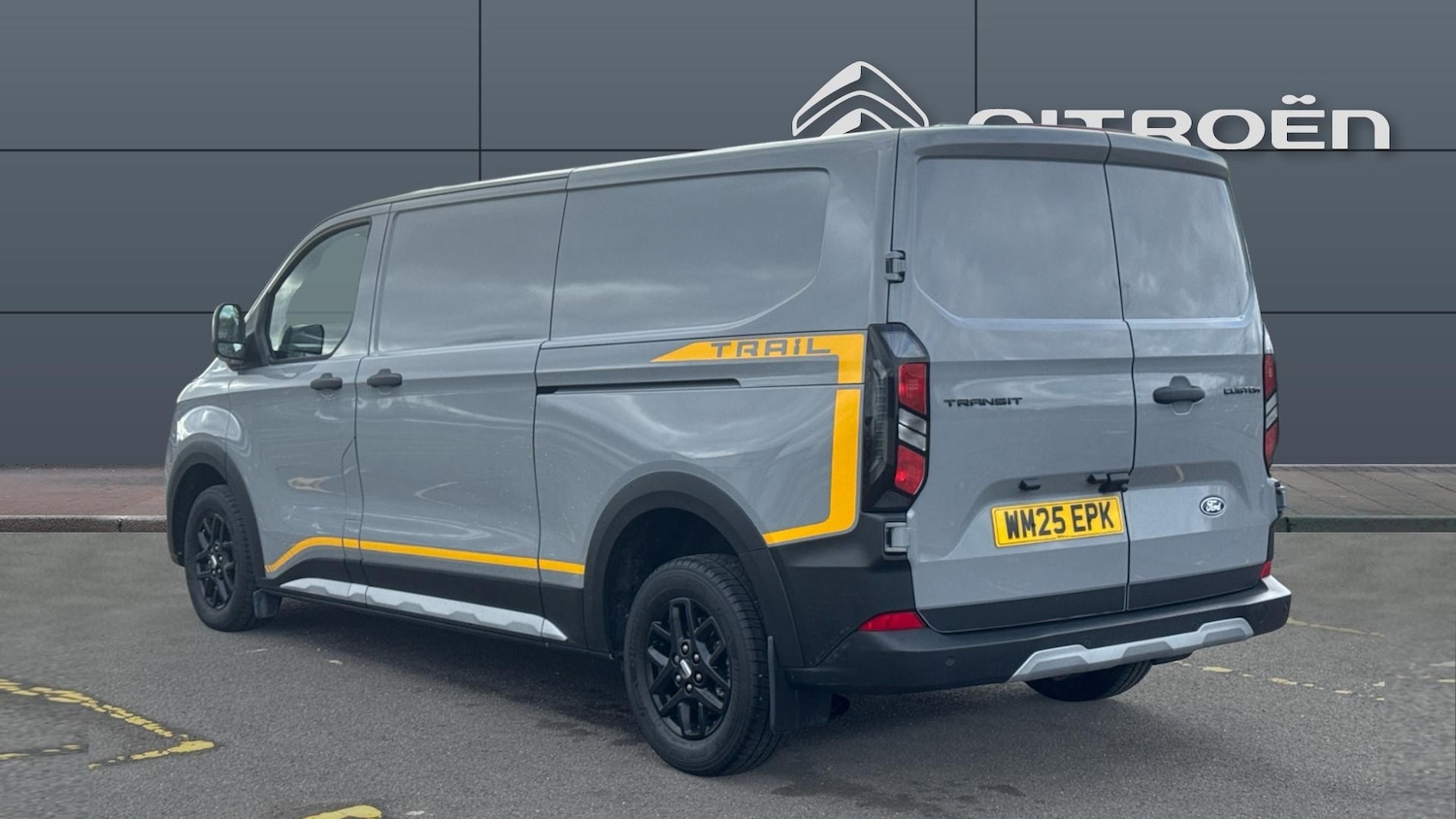 Used Ford Transit Custom 2025 for sale - 77845198: Photo 2