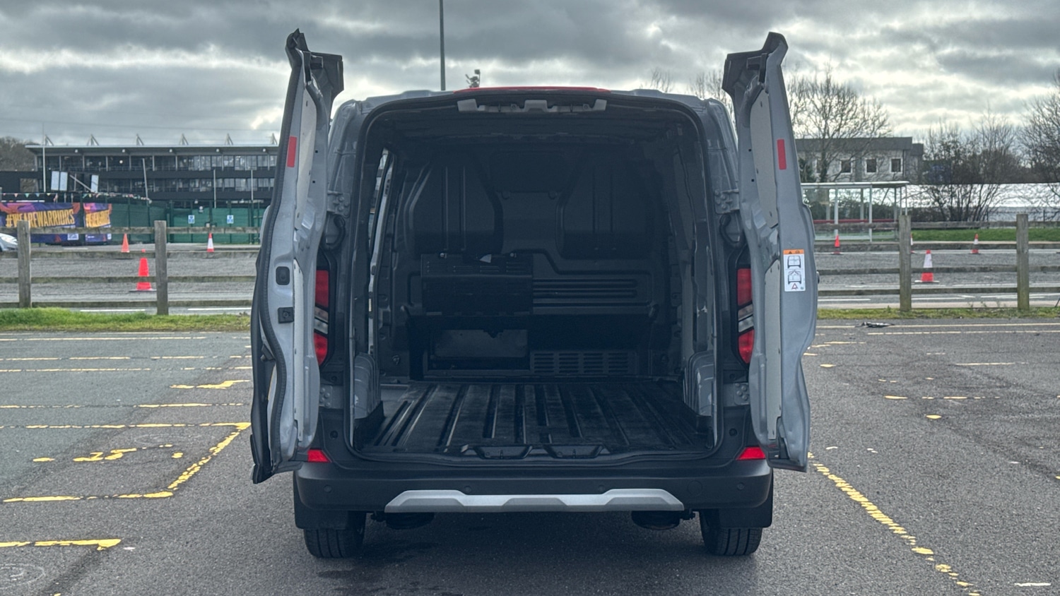 Used Ford Transit Custom 2025 for sale - 77845198: Photo 3