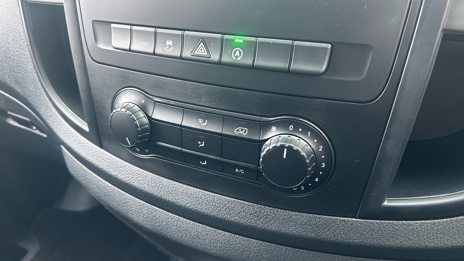 Used Mercedes-Benz Vito 2022 for sale - 77208198: Photo 31