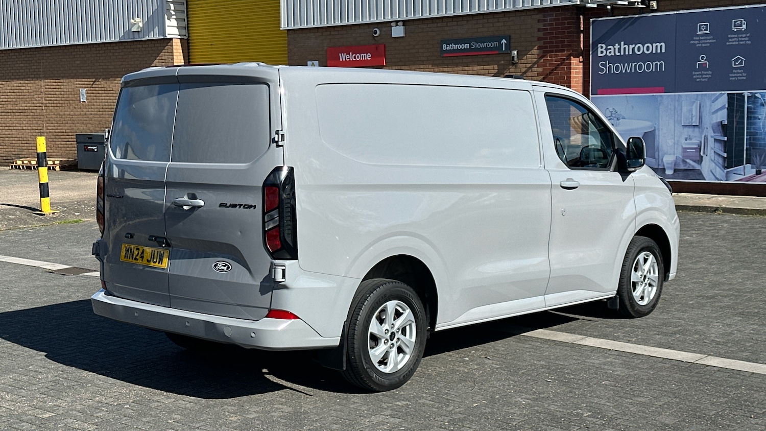Used Ford Transit Custom 2024 for sale - 78092548: Photo 10