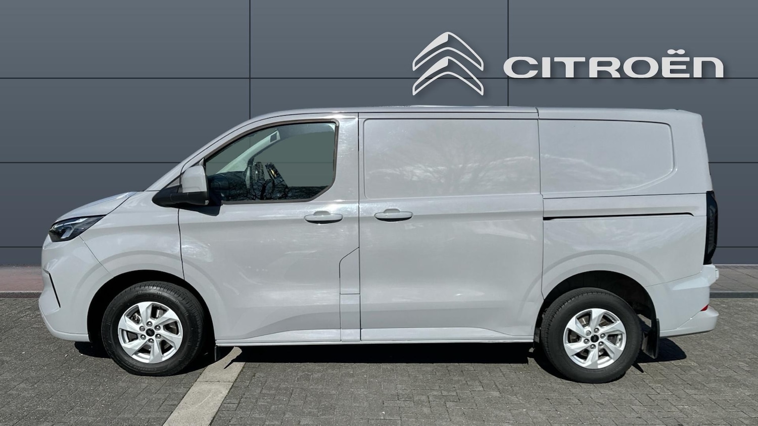 Used Ford Transit Custom 2024 for sale - 78092548: Photo 4