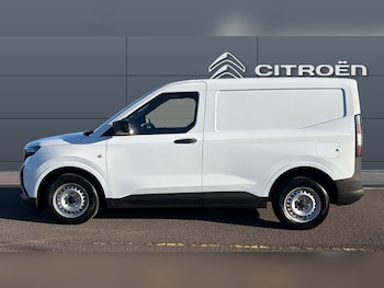 Used Ford Transit Courier 2025 for sale - 76705675: Photo