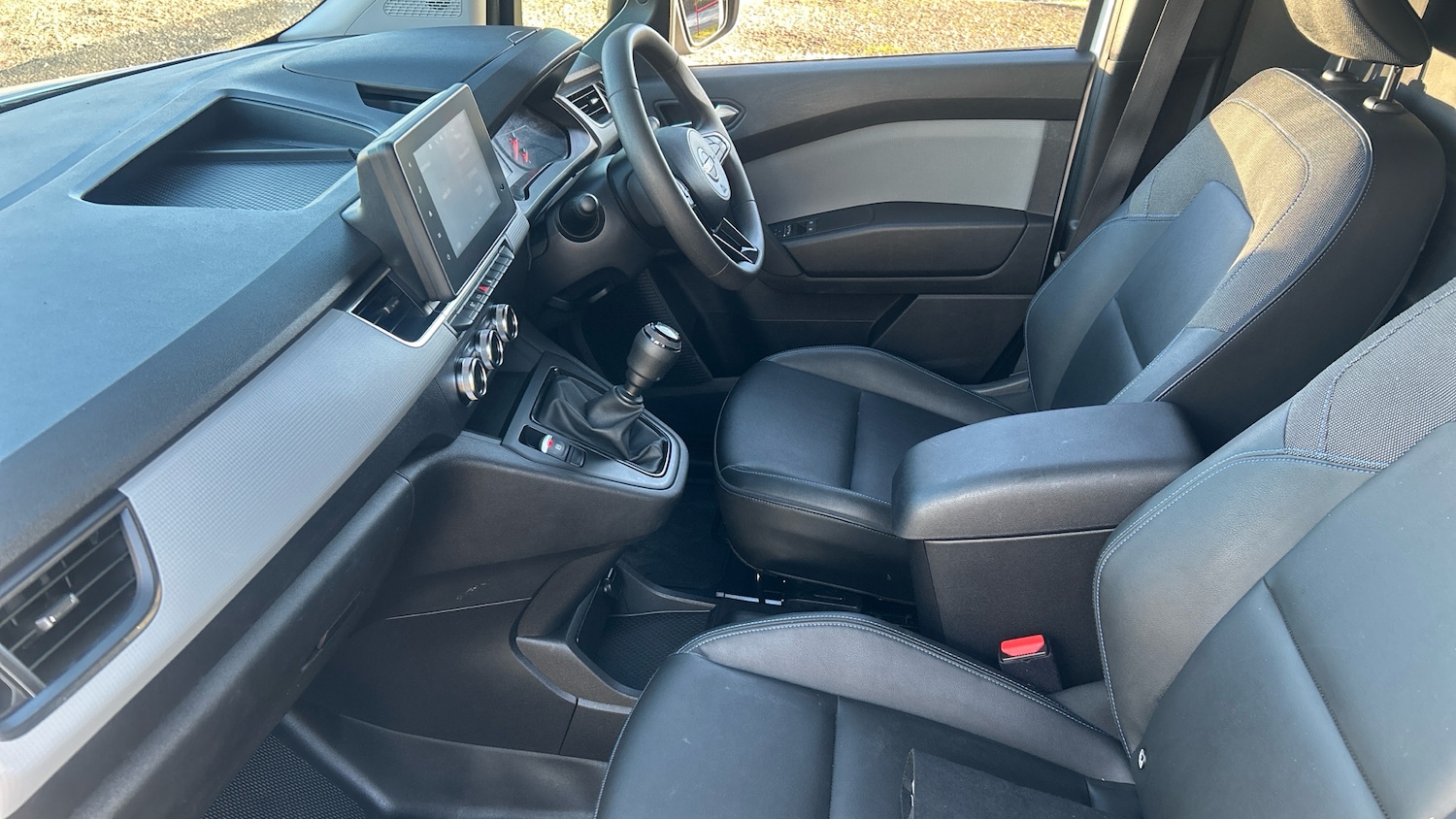 Used Nissan Other 2023 for sale - 77018993: Photo 13