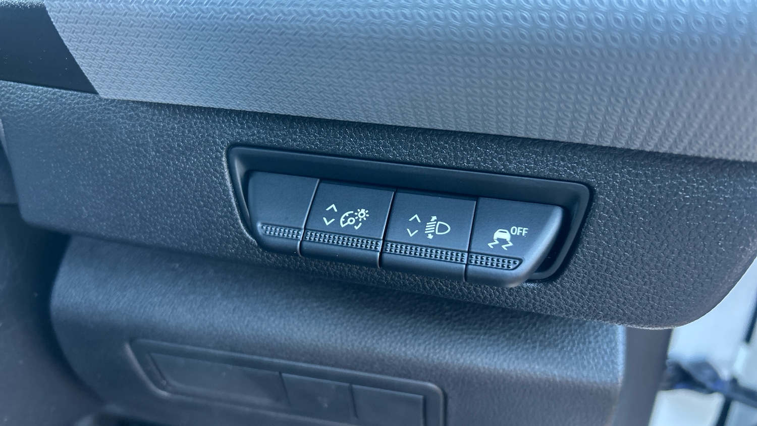 Used Nissan Other 2023 for sale - 77018993: Photo 22