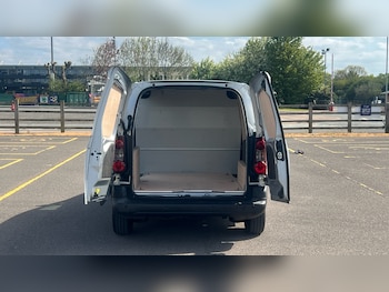 Used Citroen Berlingo 2018 for sale - 78353199: Photo