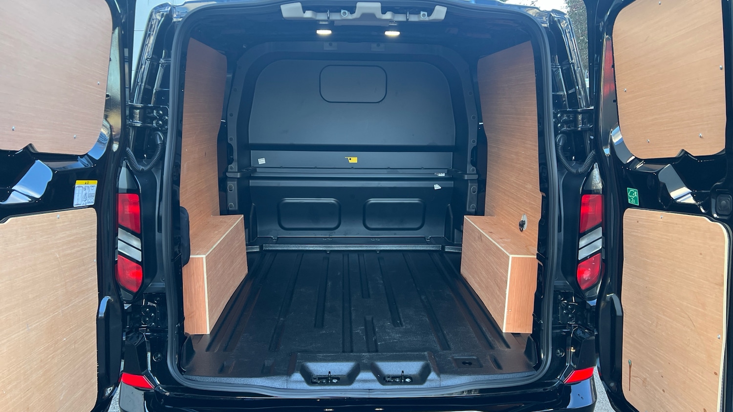 Used Ford Transit Custom 2025 for sale - 77272141: Photo 12