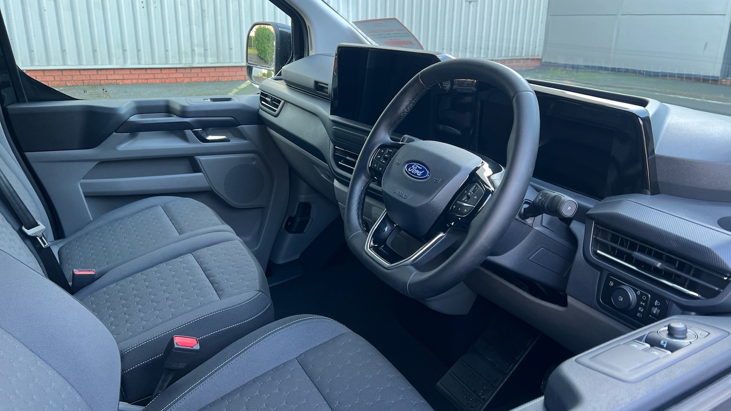 Used Ford Transit Custom 2025 for sale - 77272141: Photo 16