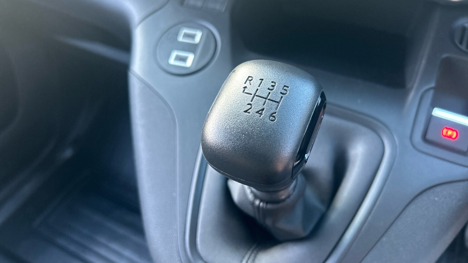 Used Toyota ProAce 2024 for sale - 76436474: Photo 24