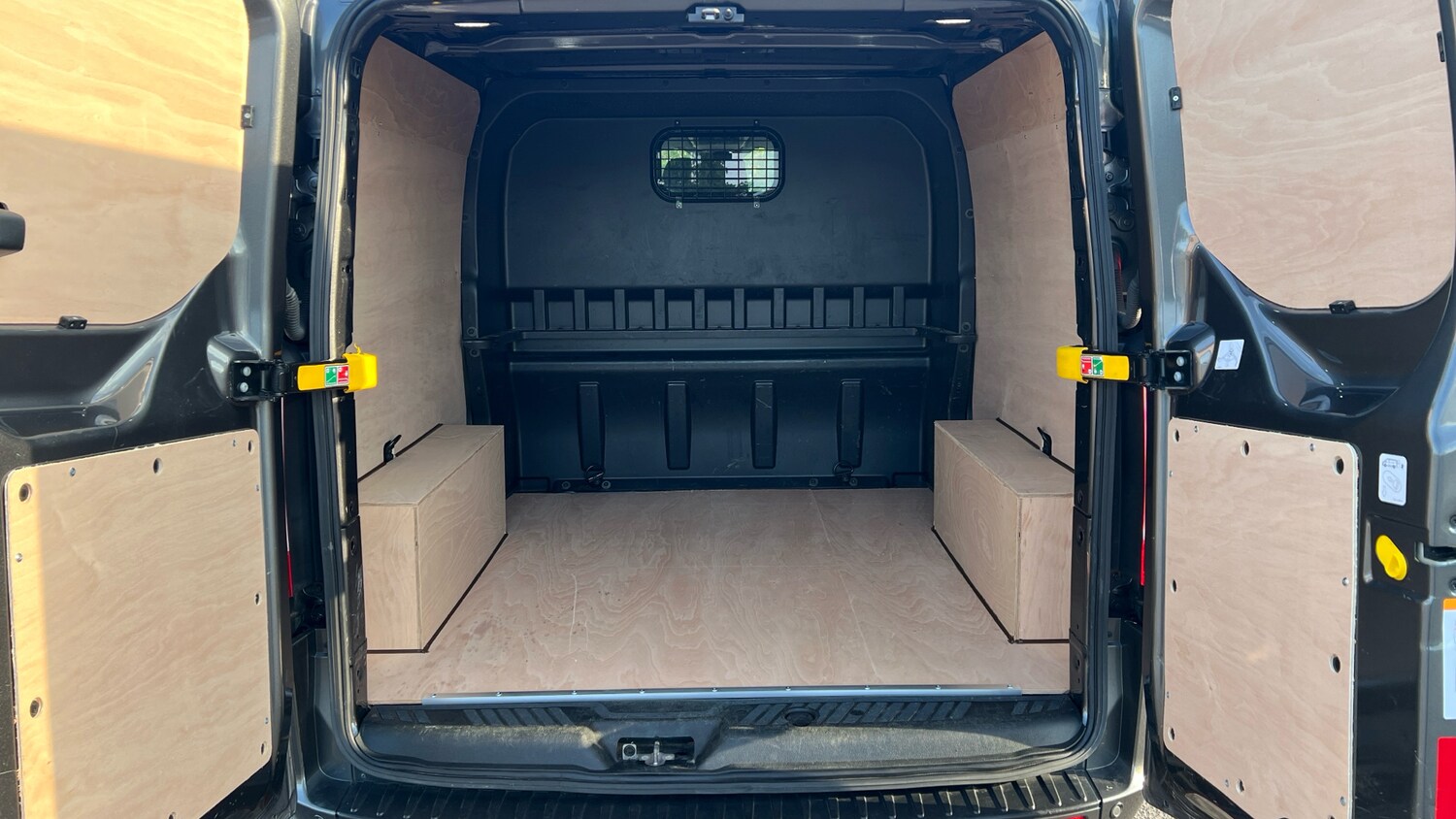 Used Ford Transit Custom 2022 for sale - 76372271: Photo 12