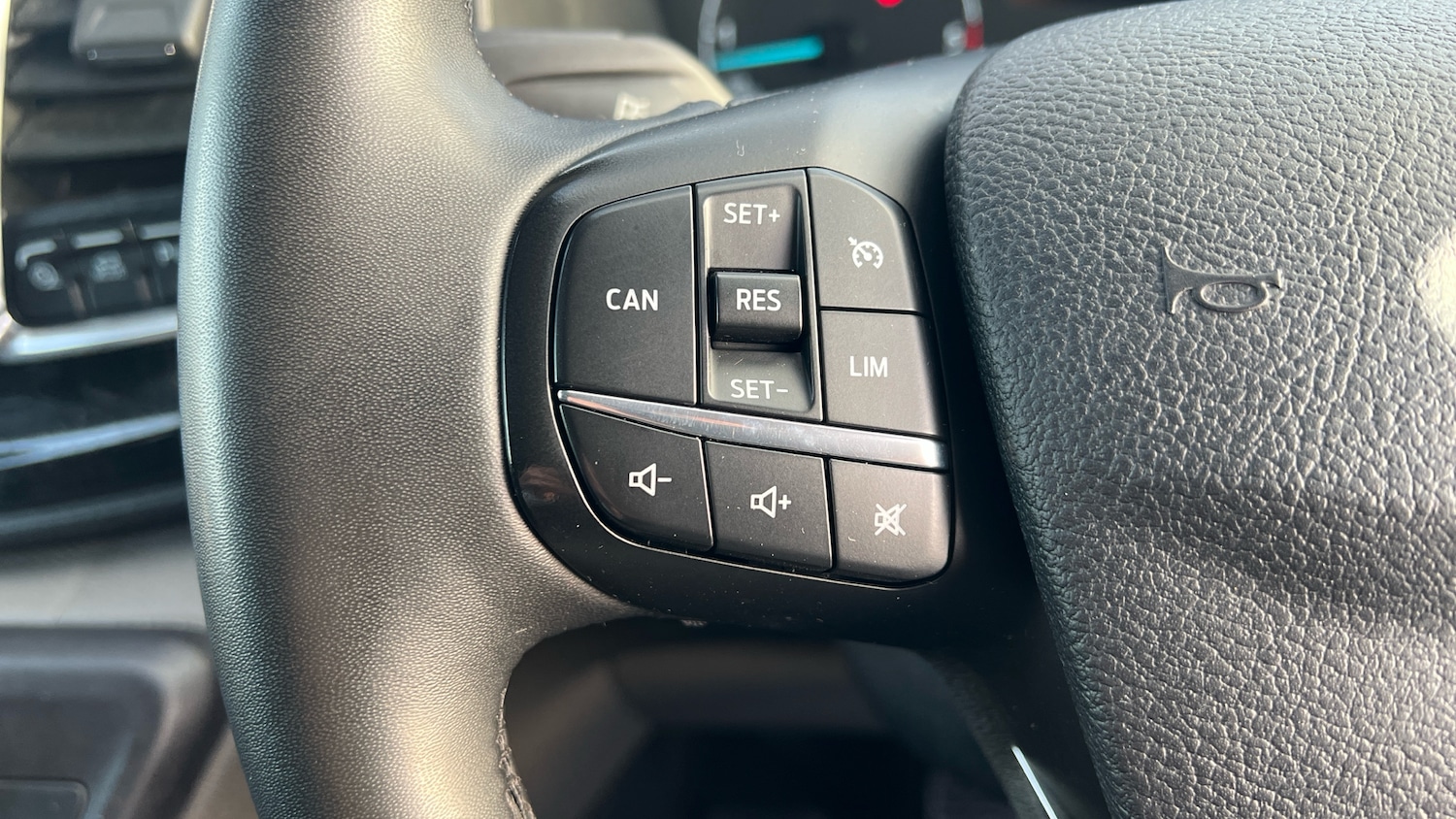 Used Ford Transit Custom 2022 for sale - 76372271: Photo 40