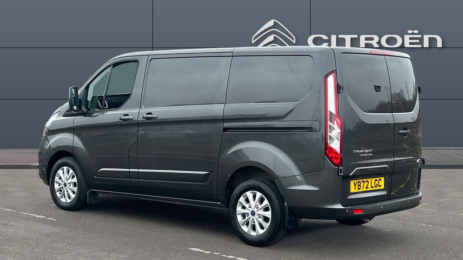 Used Ford Transit Custom 2022 for sale - 77335756: Photo 2