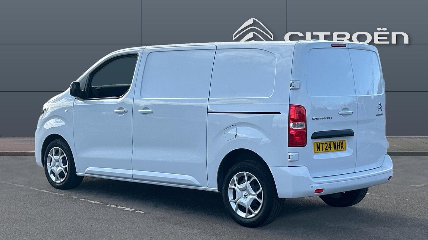Used Citroen Dispatch 2024 for sale - 76372289: Photo 2