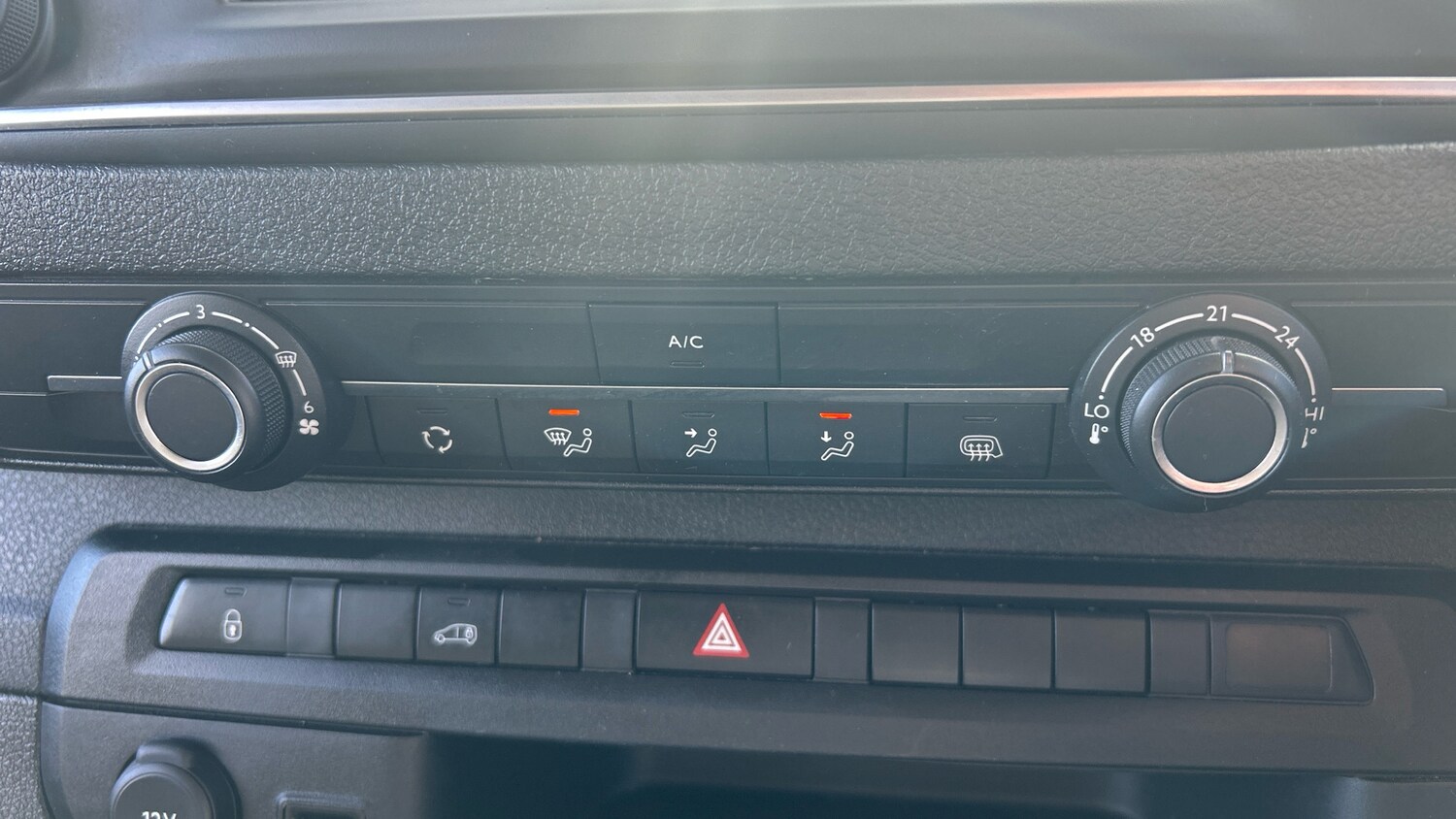 Used Citroen Dispatch 2024 for sale - 76372289: Photo 30