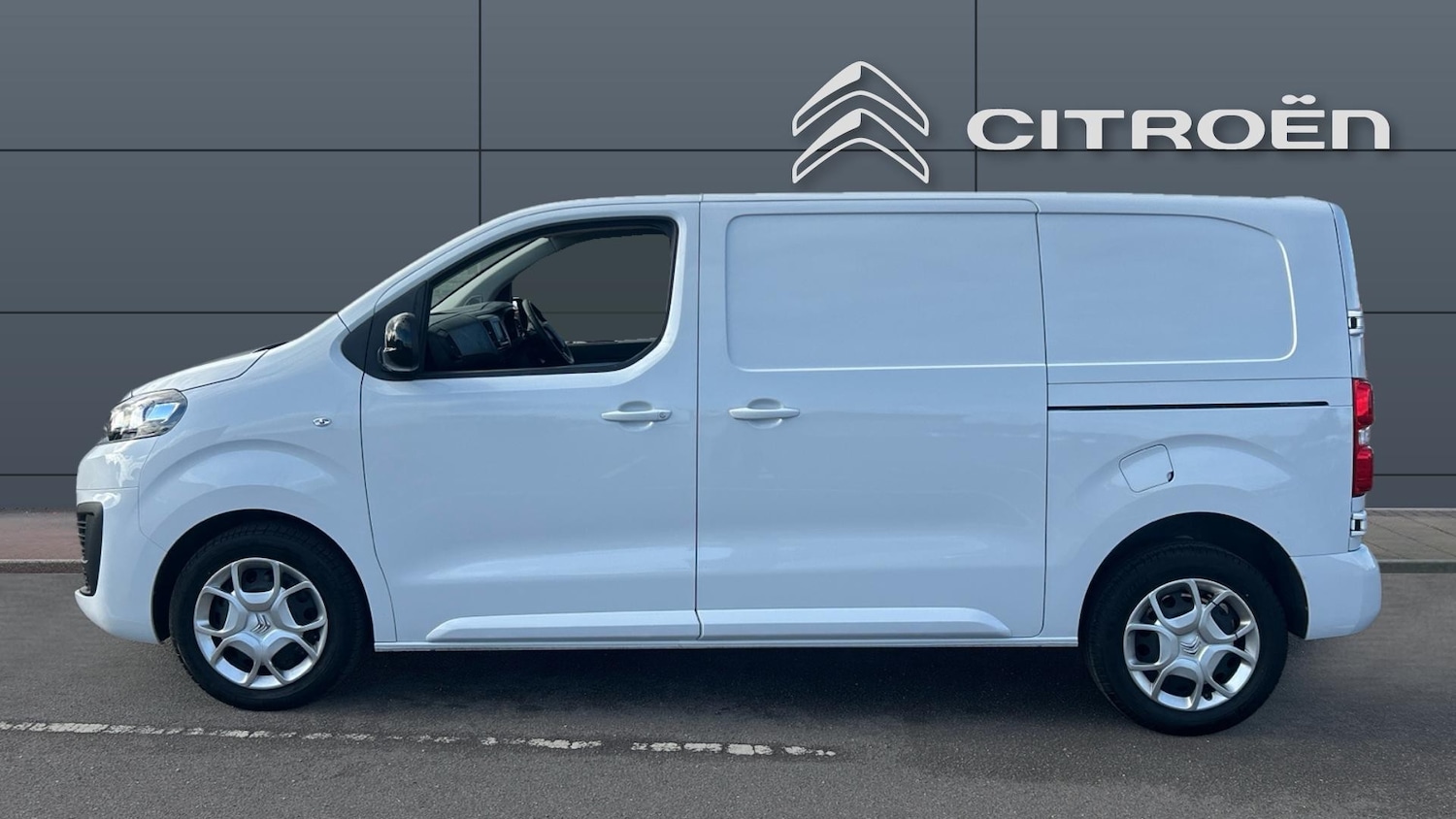 Used Citroen Dispatch 2024 for sale - 76372289: Photo 4