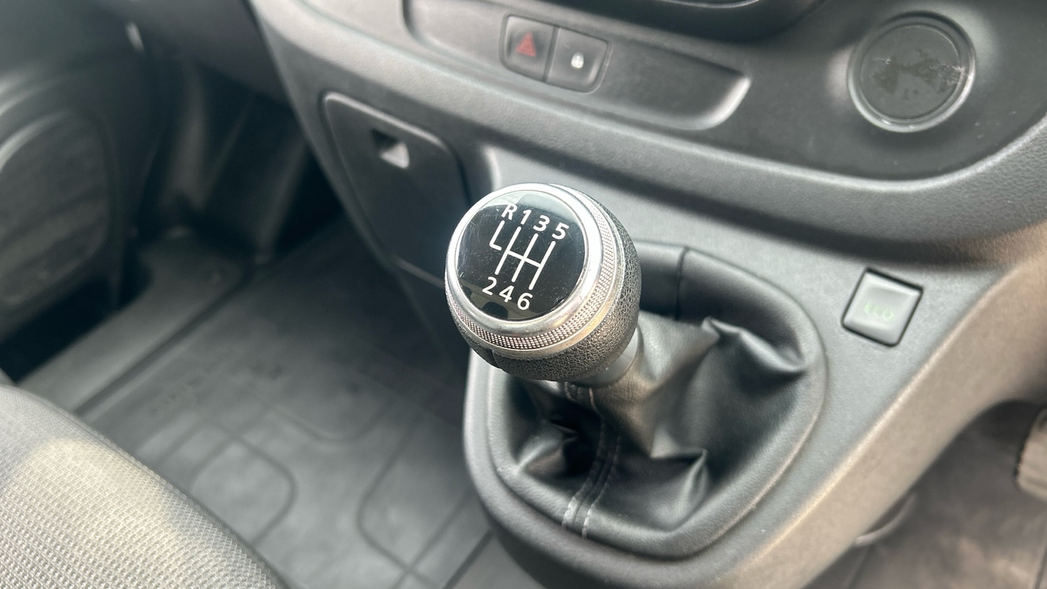 Used Nissan NV300 2021 for sale - 77272130: Photo 24