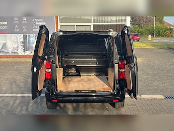 Used Vauxhall Vivaro 2022 for sale - 77983860: Photo