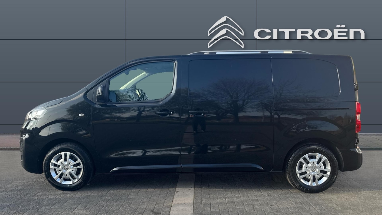 Used Vauxhall Vivaro 2022 for sale - 77983860: Photo 4