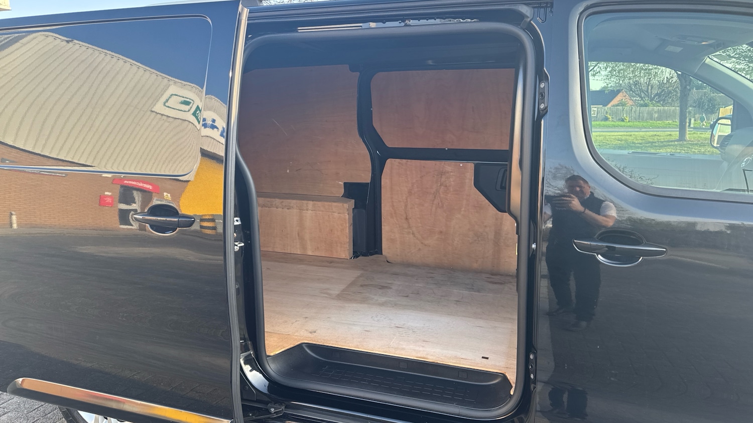 Used Vauxhall Vivaro 2022 for sale - 77983860: Photo 5