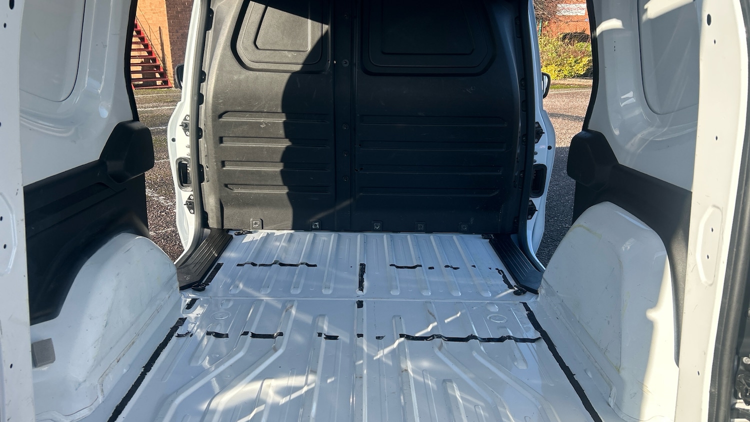 Used Nissan Other 2023 for sale - 77272139: Photo 12