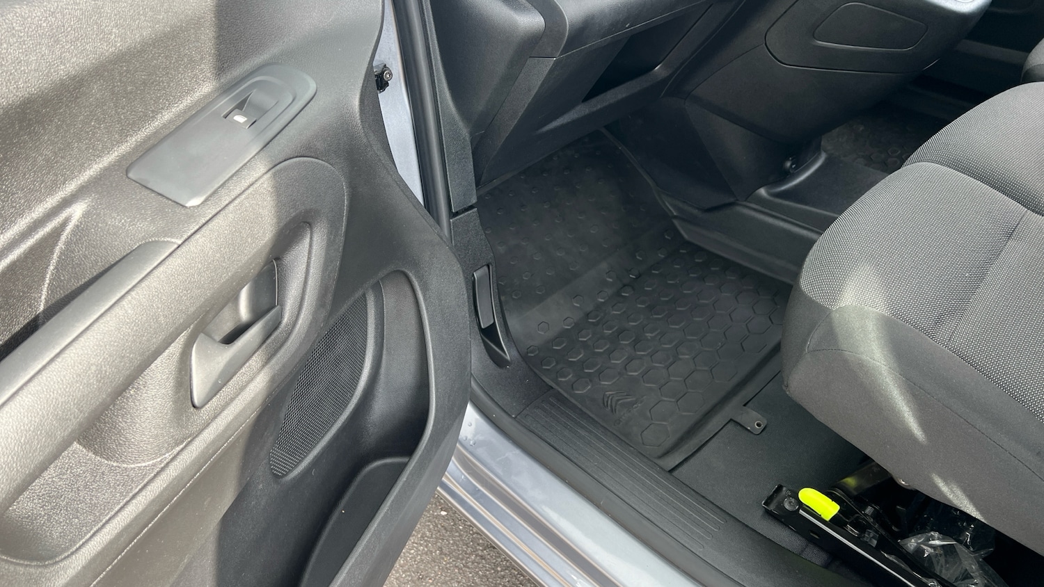 Used Citroen Berlingo 2022 for sale - 77830402: Photo 37