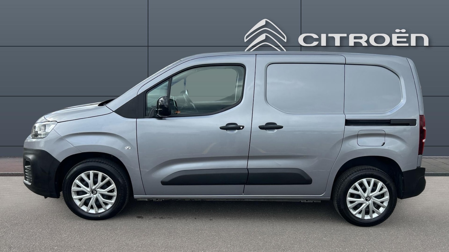 Used Citroen Berlingo 2022 for sale - 77830402: Photo 4