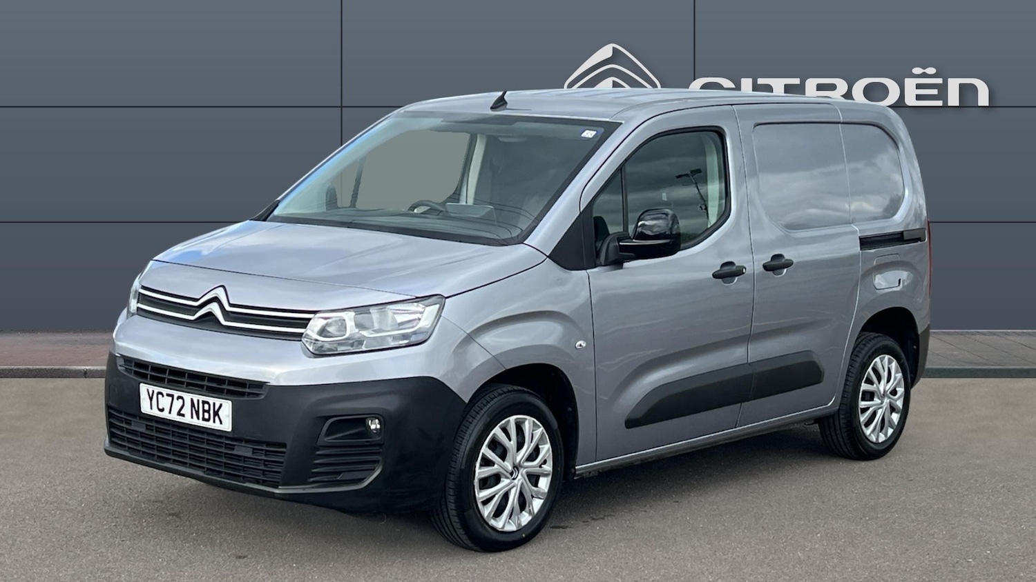 Used Citroen Berlingo 2022 for sale - 77830402: Photo 7