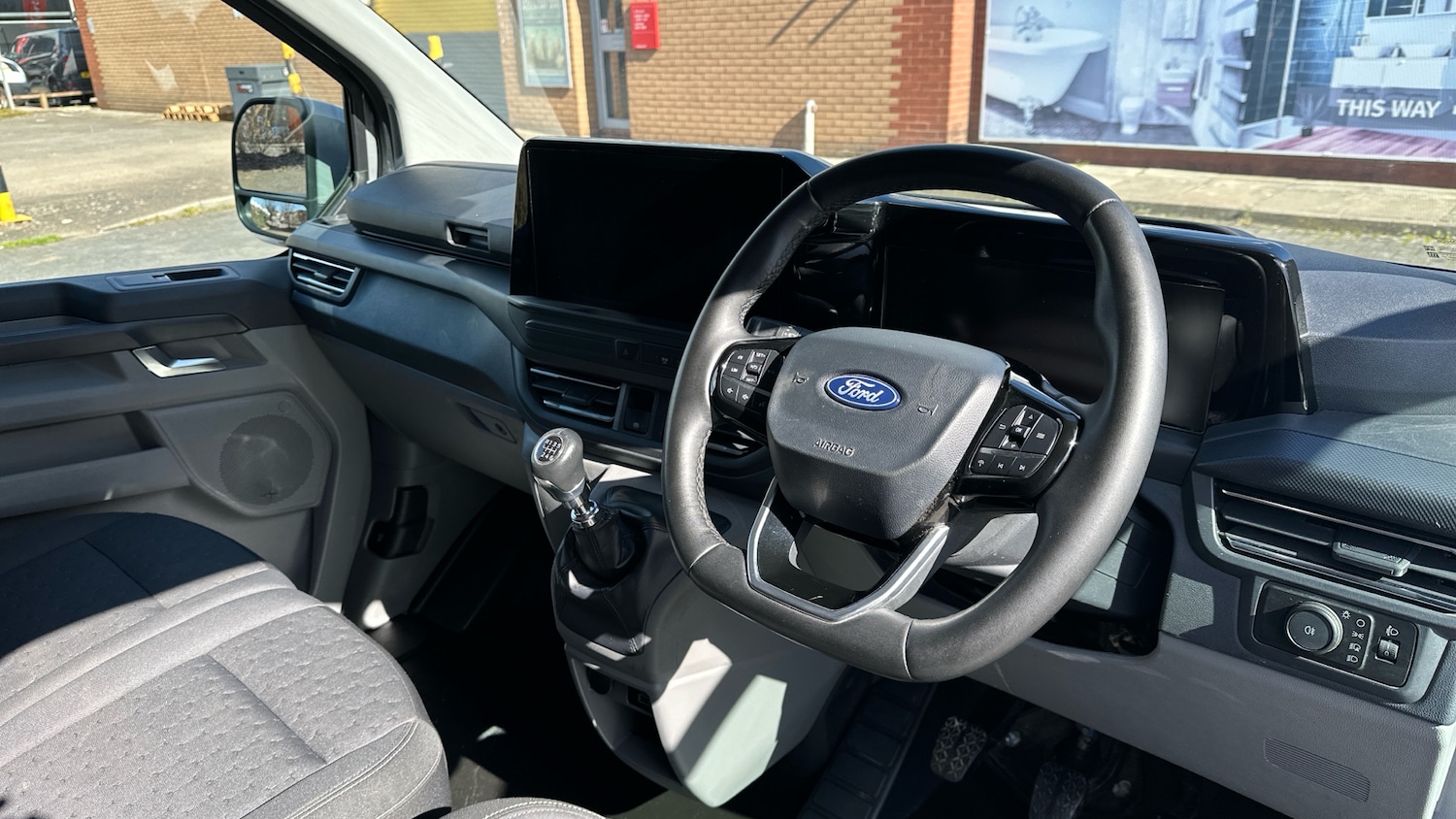 Used Ford Transit Custom 2024 for sale - 77898717: Photo 16