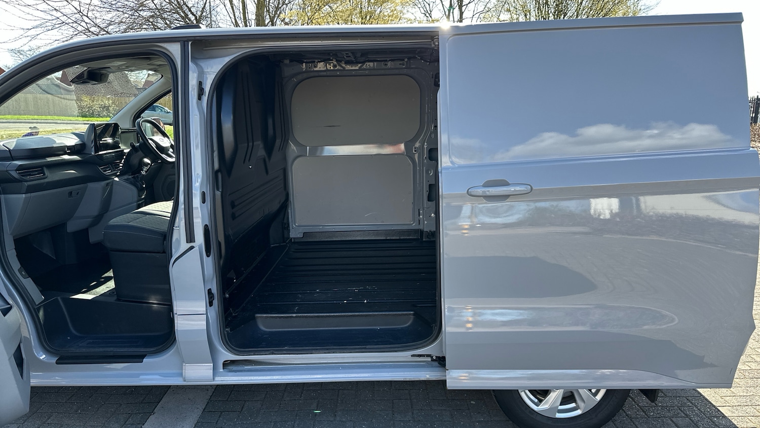 Used Ford Transit Custom 2024 for sale - 77898717: Photo 5