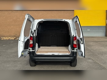 Used Citroen Berlingo 2024 for sale - 78340192: Photo