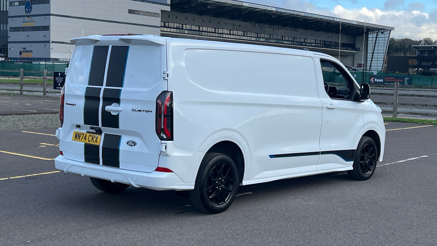 Used Ford Transit Custom 2024 for sale - 76517899: Photo 10