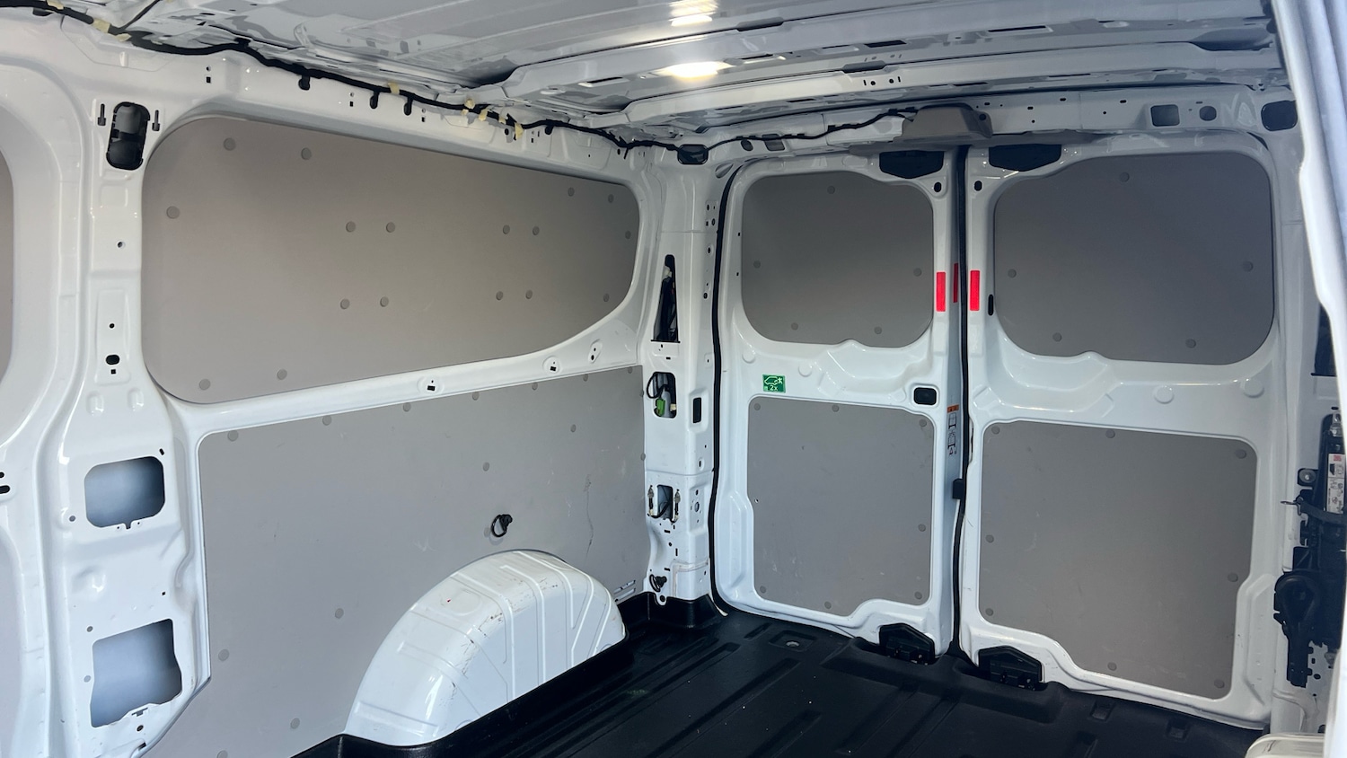 Used Ford Transit Custom 2024 for sale - 76517899: Photo 14