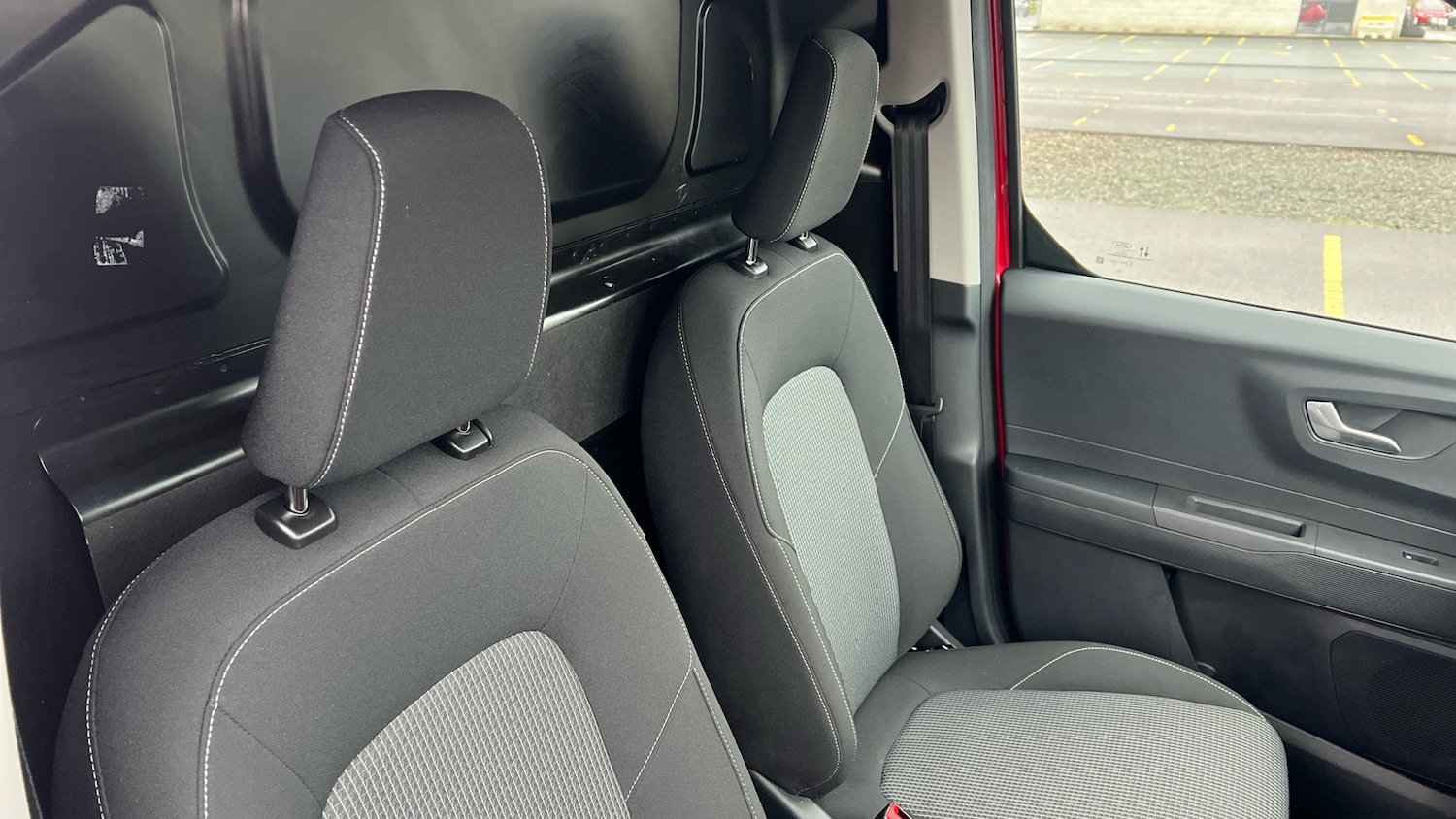 Used Ford Transit Courier 2024 for sale - 77247781: Photo 32