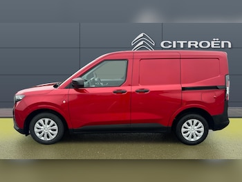 Used Ford Transit Courier 2024 for sale - 77247781: Photo