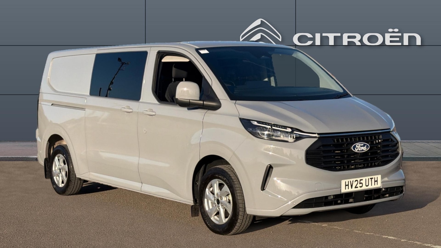 Used Ford Transit Custom 2025 for sale - 76611525: Photo 1