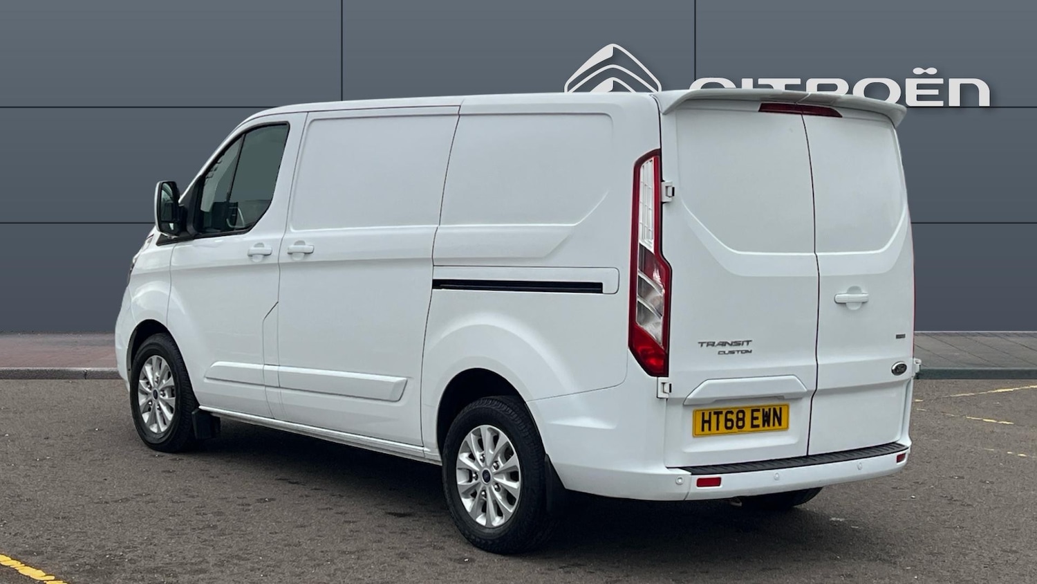 Used Ford Transit Custom 2019 for sale - 77375780: Photo 2