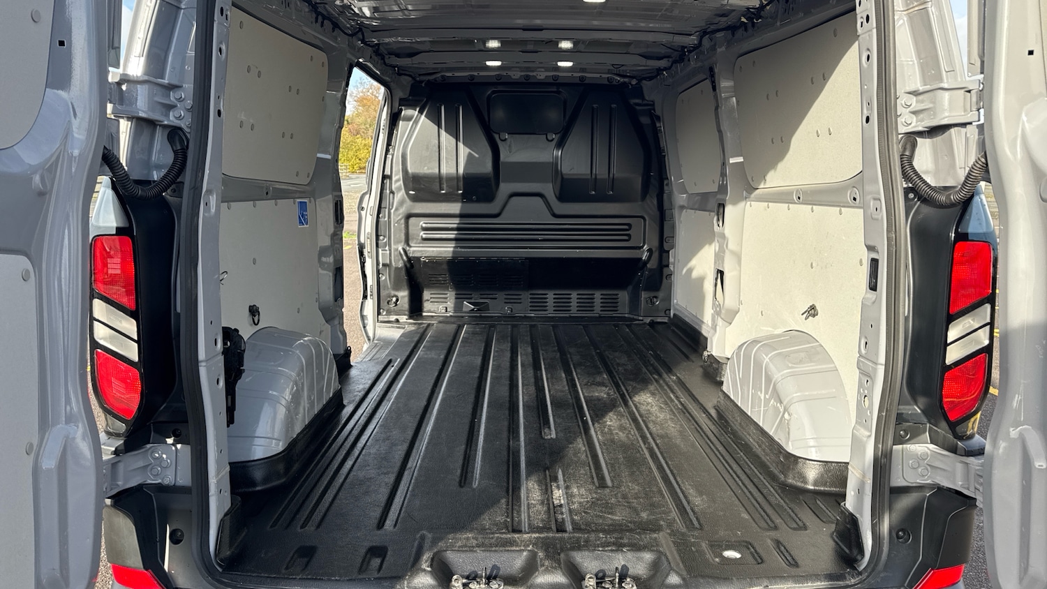 Used Ford Transit Custom 2025 for sale - 76576514: Photo 12