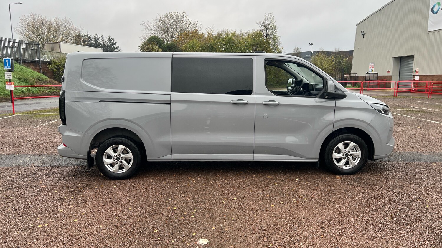 Used Ford Transit Custom 2025 for sale - 76598862: Photo 9