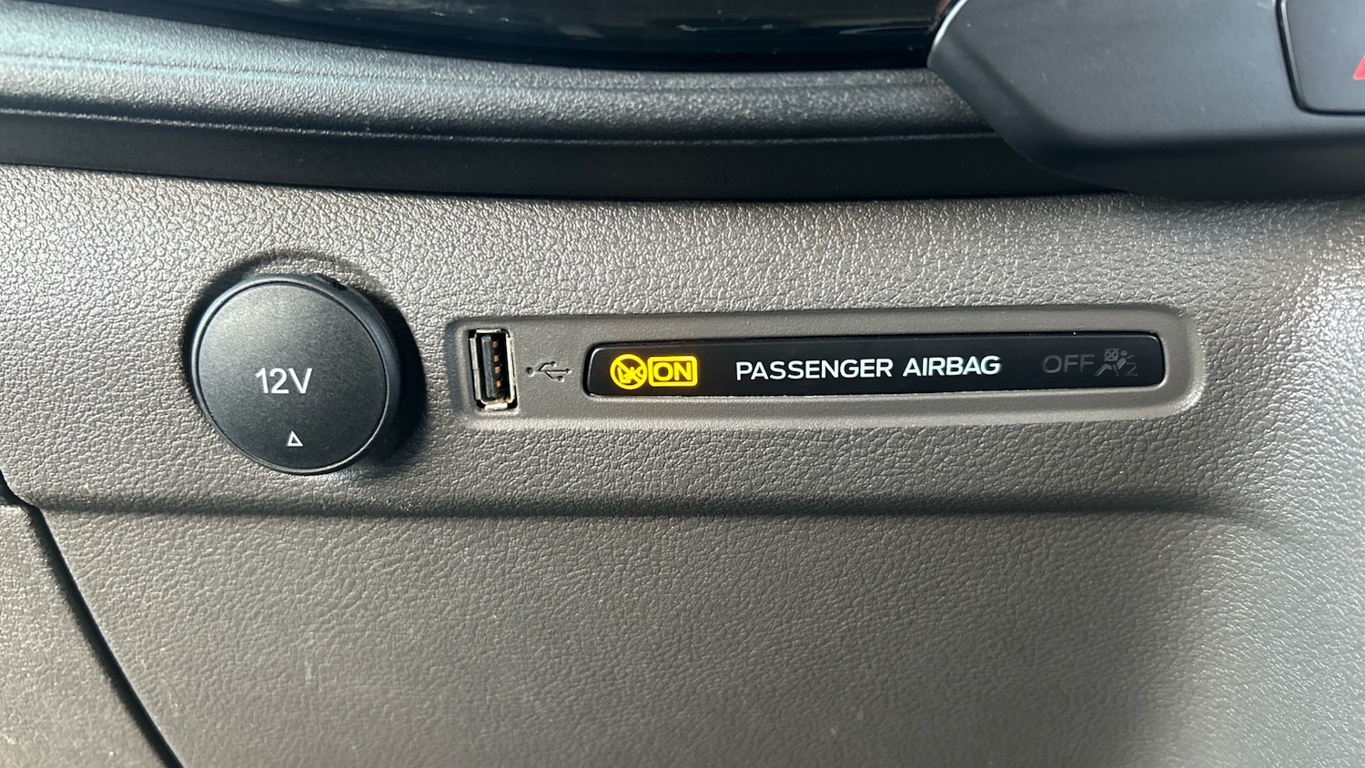 Used Ford Transit Custom 2022 for sale - 77240192: Photo 31