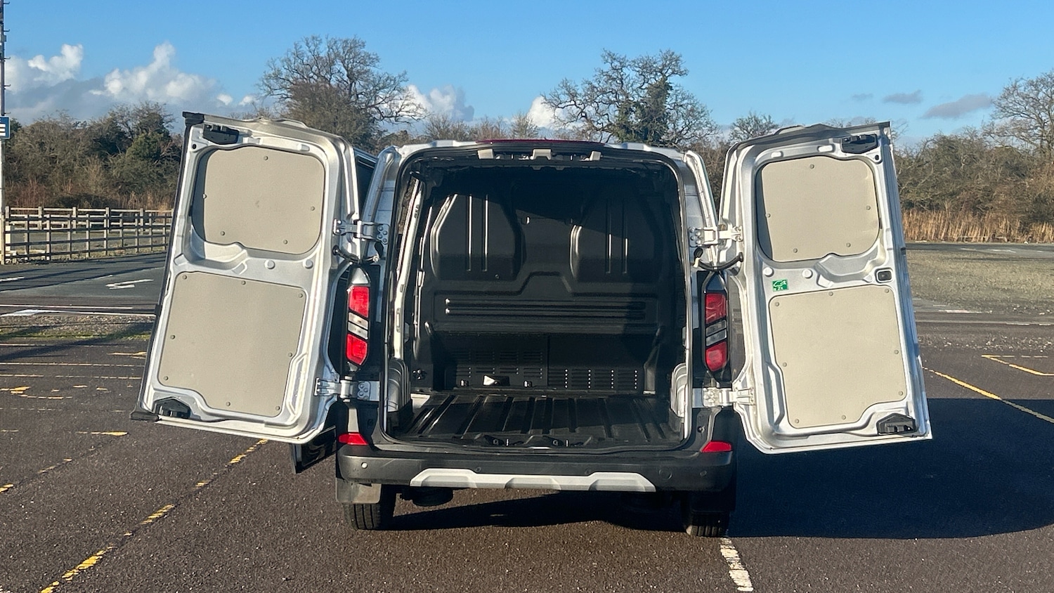 Used Ford Transit Custom 2025 for sale - 78111910: Photo 3