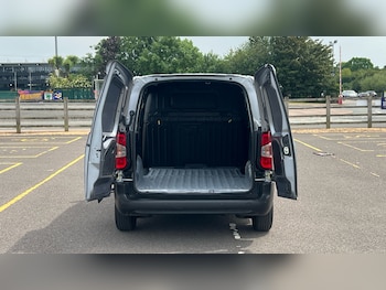 Used Citroen Berlingo 2024 for sale - 78745209: Photo
