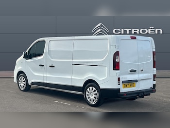 Used Nissan NV300 2021 for sale - 77062042: Photo