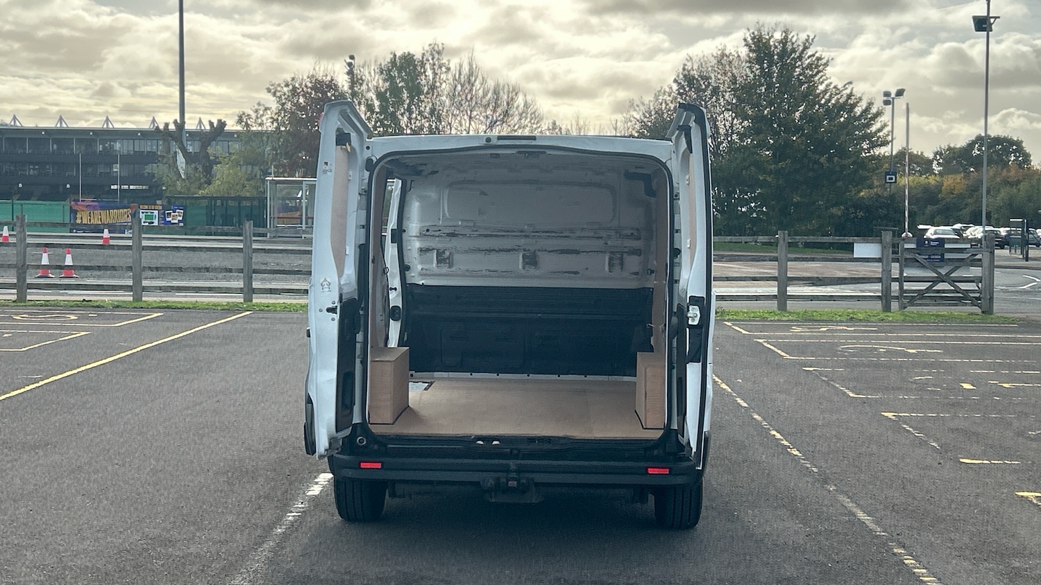 Used Nissan NV300 2021 for sale - 77062042: Photo 3