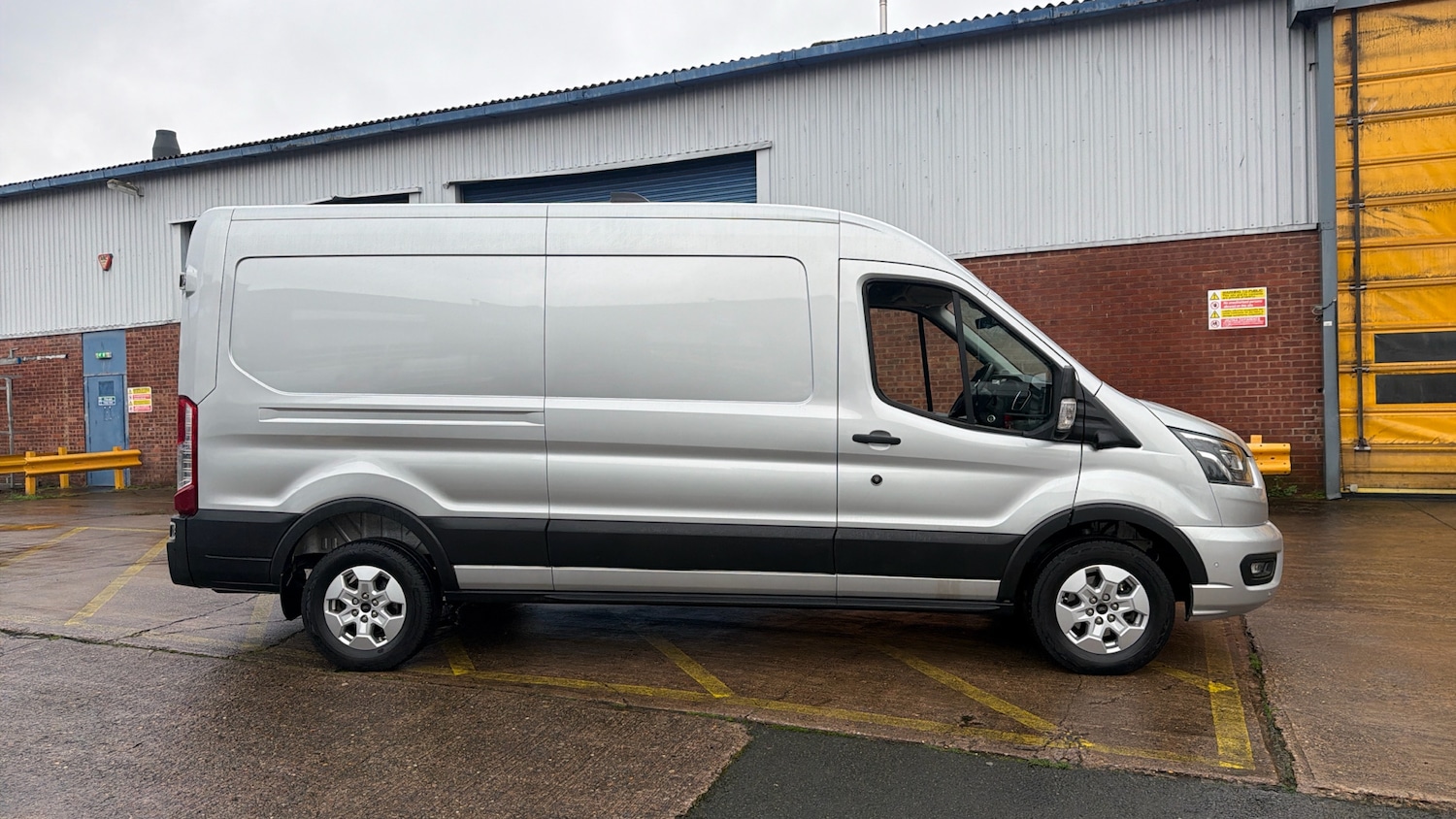 Used Ford Transit 2025 for sale - 77515371: Photo 9