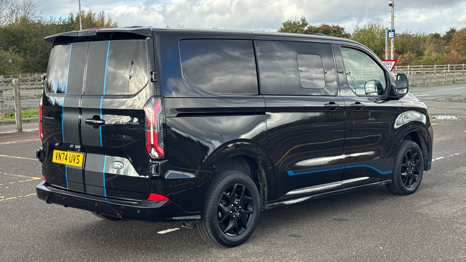 Used Ford Transit Custom 2024 for sale - 76437015: Photo 10