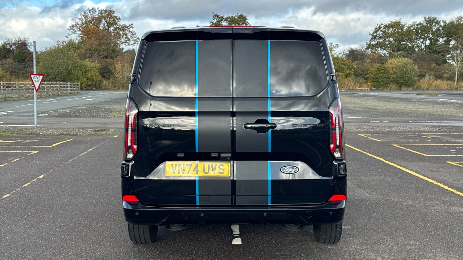 Used Ford Transit Custom 2024 for sale - 76437015: Photo 11