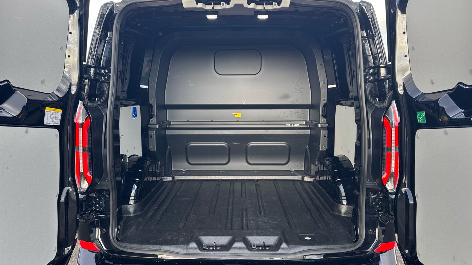 Used Ford Transit Custom 2024 for sale - 76437015: Photo 12