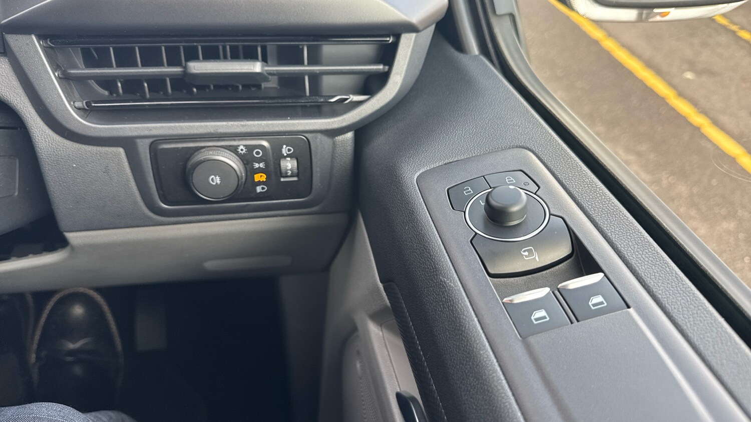 Used Ford Transit Custom 2024 for sale - 76437015: Photo 38