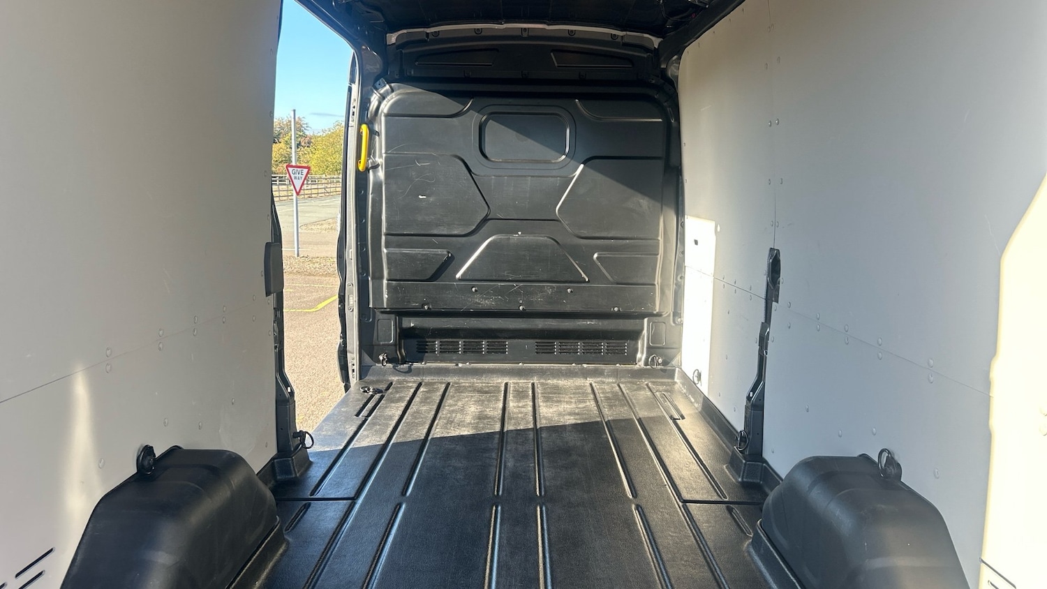 Used Ford Transit 2022 for sale - 76627792: Photo 12