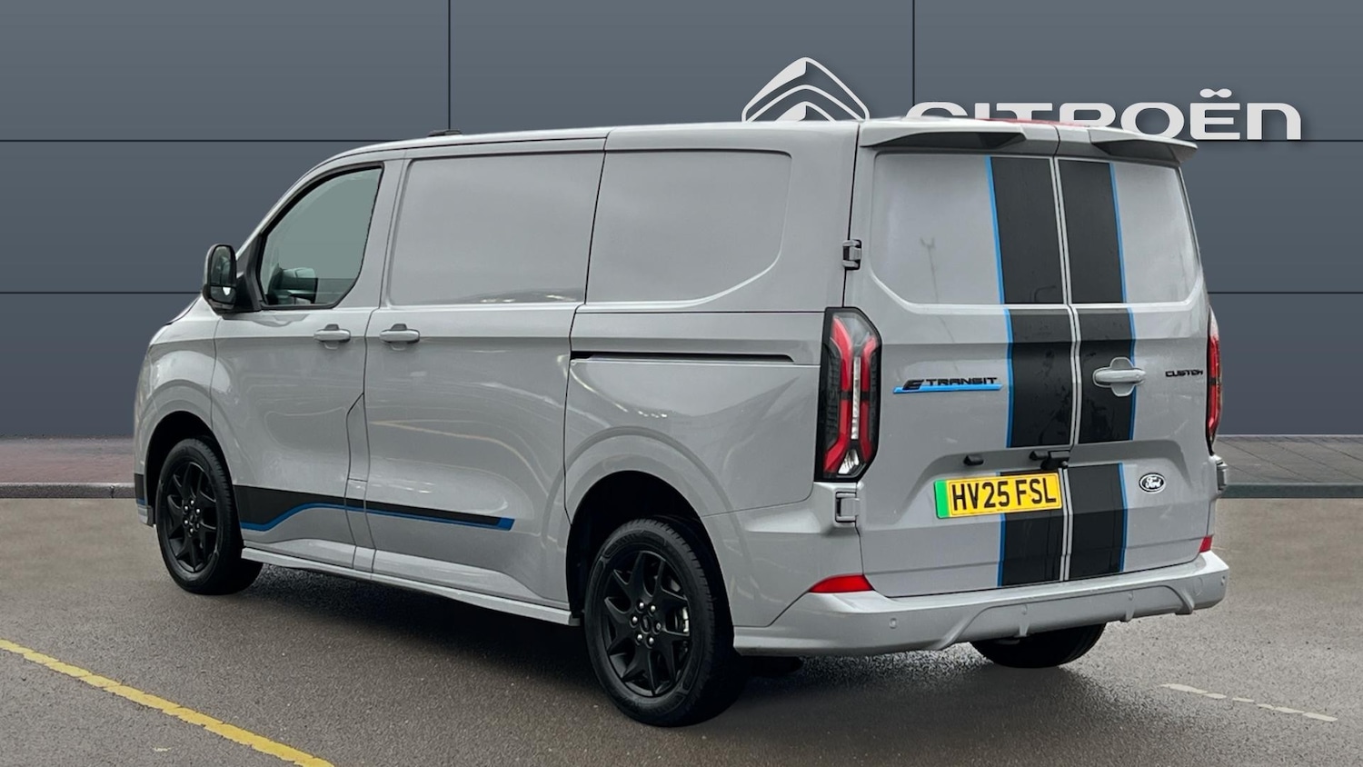 Used Ford Transit Custom 2025 for sale - 77516366: Photo 2