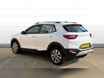 Used Kia Stonic 2022 for sale - 75690853: Photo